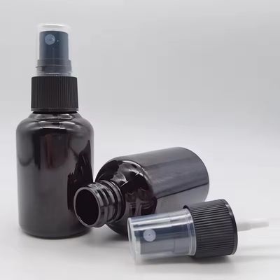 50 ml PET γυαλιστερό μαύρο πλαστικό μπουκάλι καλλυντικού ψεκασμού με μαύρο λεπτό κεφάλι ψεκασμού